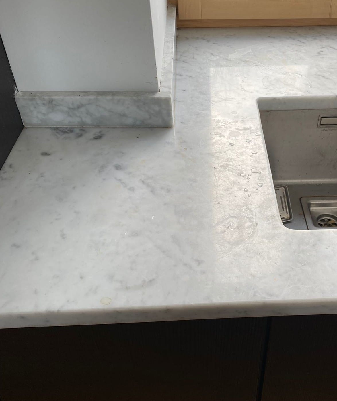 Lynda-Brooks-Marble-Worktop-Before-6.jpeg